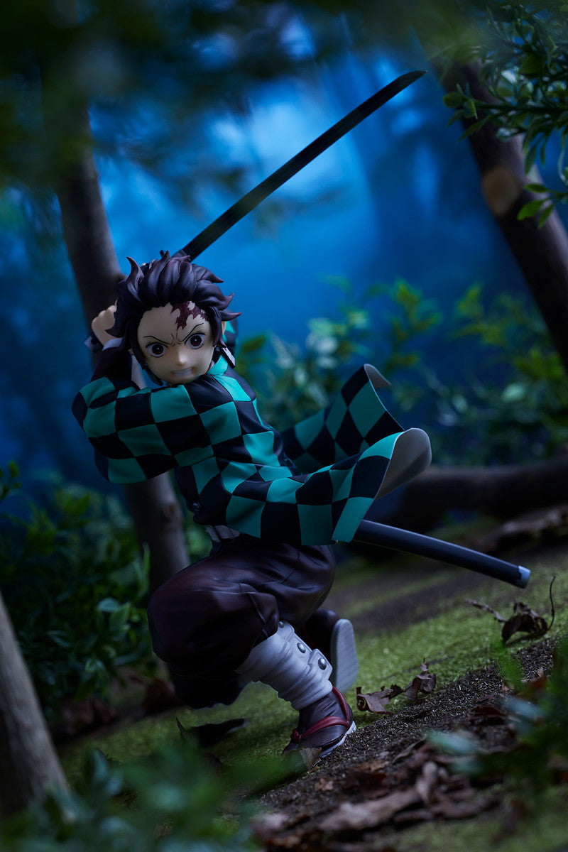 Demon Slayer: Kimetsu no Yaiba Tanjiro Kamado 1/8 scale figure [Standard version] - Glacier Hobbies - Aniplex
