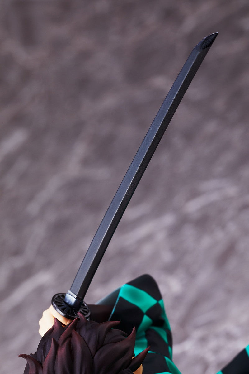 Demon Slayer: Kimetsu no Yaiba Tanjiro Kamado 1/8 scale figure [Standard version] - Glacier Hobbies - Aniplex