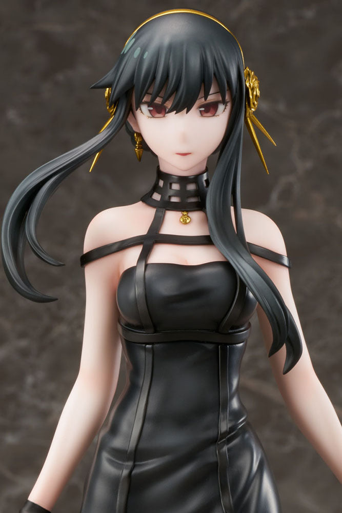 [PREORDER] SPYxFAMILY Yor Forger 1/7 Scale Figure - Glacier Hobbies - FuRyu Corporation