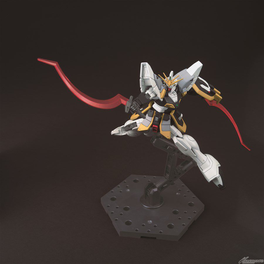 HGAC 1/144 Gundam Sandrock - High Grade New Mobile Report Gundam Wing | Glacier Hobbies