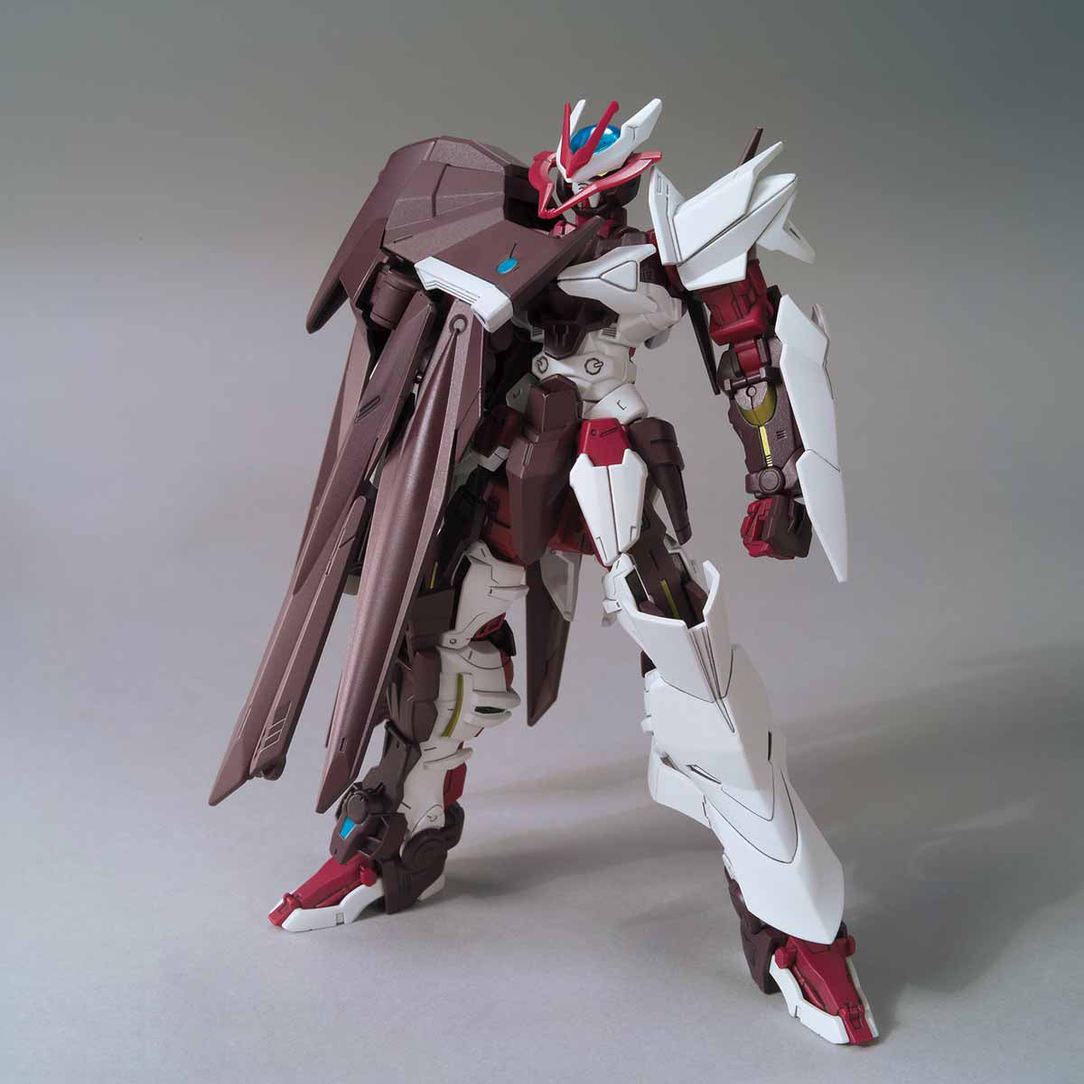 HGBD 1/144 Gundam Astray No-Name - Gundam Build Divers | Glacier Hobbies