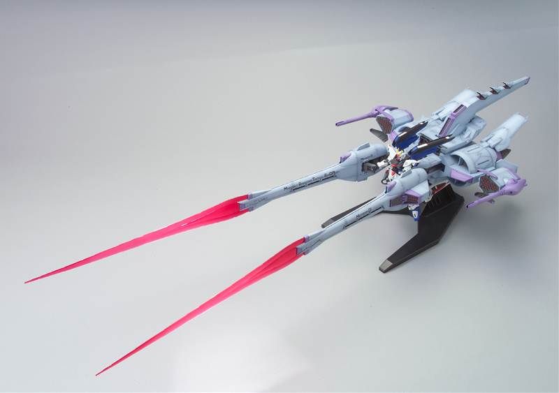 HG 1/144 Freedom Gundam + METEOR Unit - High Grade Mobile Suit Gundam SEED | Glacier Hobbies