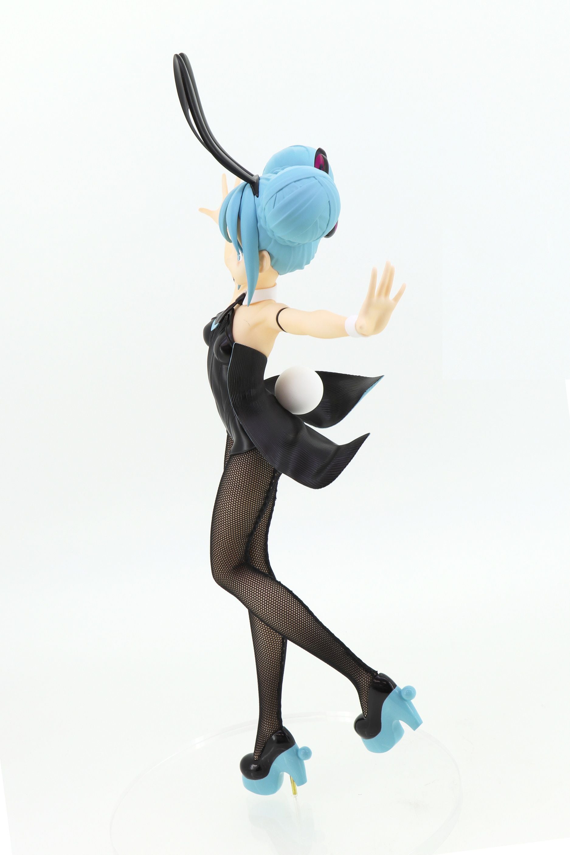 Hatsune Miku BiCute Bunnies Figure-Hatsune Miku - Glacier Hobbies - FURYU Corporation
