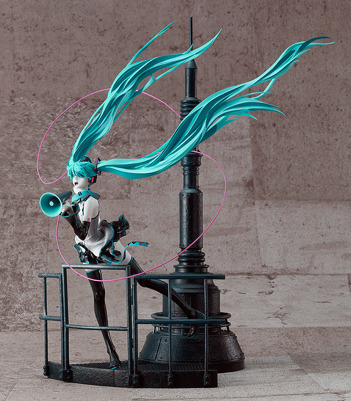 [PREORDER] Hatsune Miku: Love is War Refined Ver. -Good Smile Company 20th Anniversary Book 1/8 Scale Figure - Glacier Hobbies - Good Smile Company