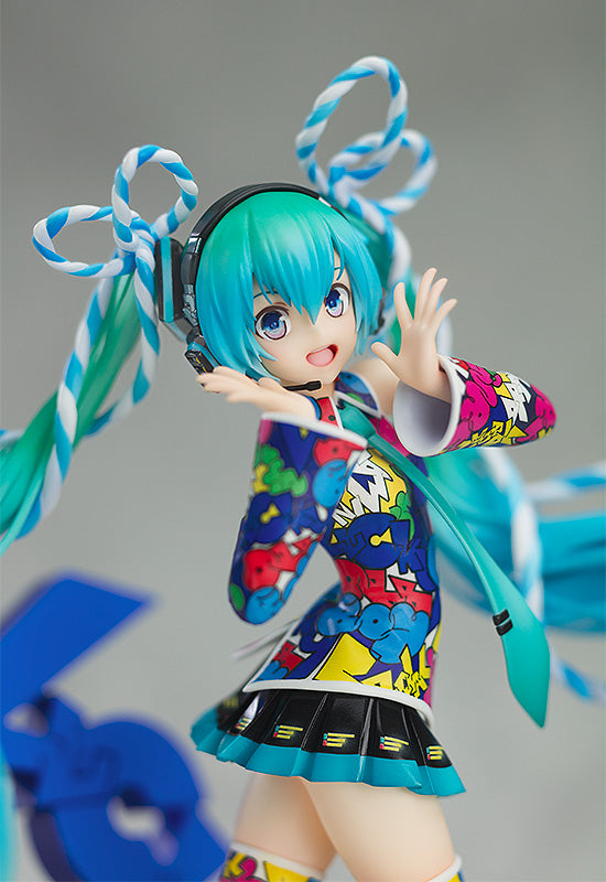 [PREORDER] Hatsune Miku: MIKU EXPO 5th Anniv. / Lucky☆Orb: UTA X KASOKU Ver. 1/8 Scale Figure - Glacier Hobbies - Good Smile Company