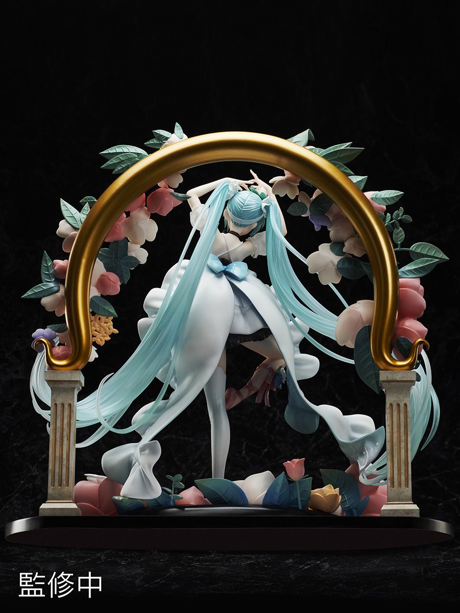 [PREORDER] Hatsune Miku "MIKU WITH YOU 2019" Ver. 1/7 Scale Figure - Glacier Hobbies - FURYU Corporation
