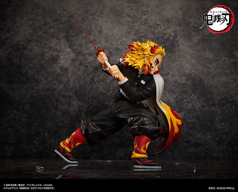 [PREORDER] Kyojuro Rengoku 1/4 Scale Figure - Glacier Hobbies - FREEing