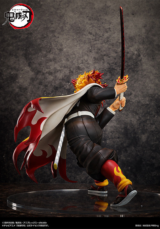[PREORDER] Kyojuro Rengoku 1/4 Scale Figure - Glacier Hobbies - FREEing