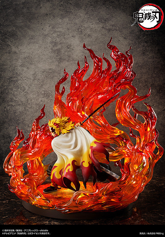 [PREORDER] Kyojuro Rengoku Complete Edition 1/4 Scale Figure - Glacier Hobbies - FREEing