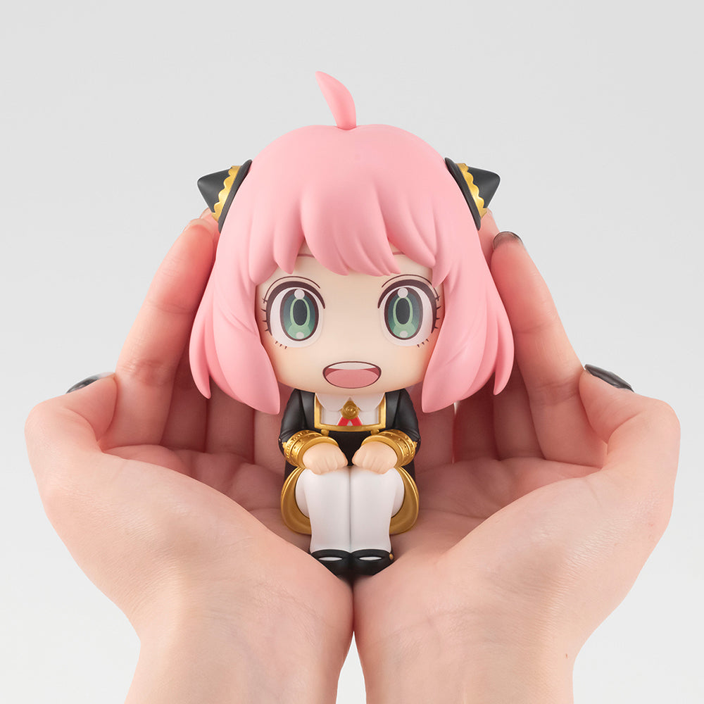 [PREORDER] Lookup SPY×FAMILY Anya Forger [with gift] - Non-Scale Figure - Glacier Hobbies - Megahouse