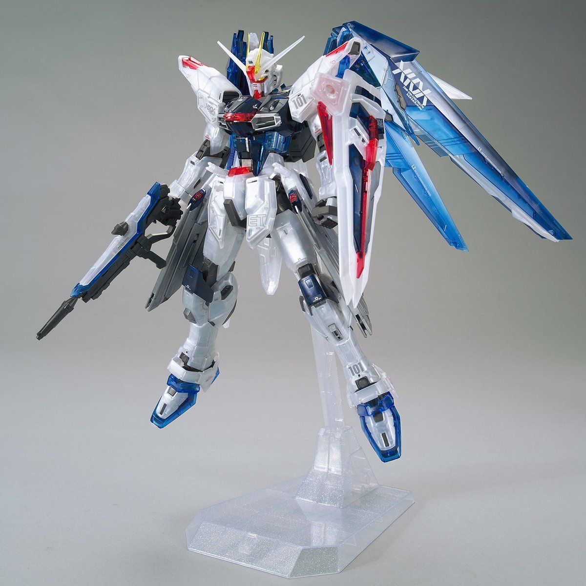 MG 1/100 Freedom Gundam Ver 2.0 Clear Color [The Gundam Base Limited] - Glacier Hobbies - Bandai
