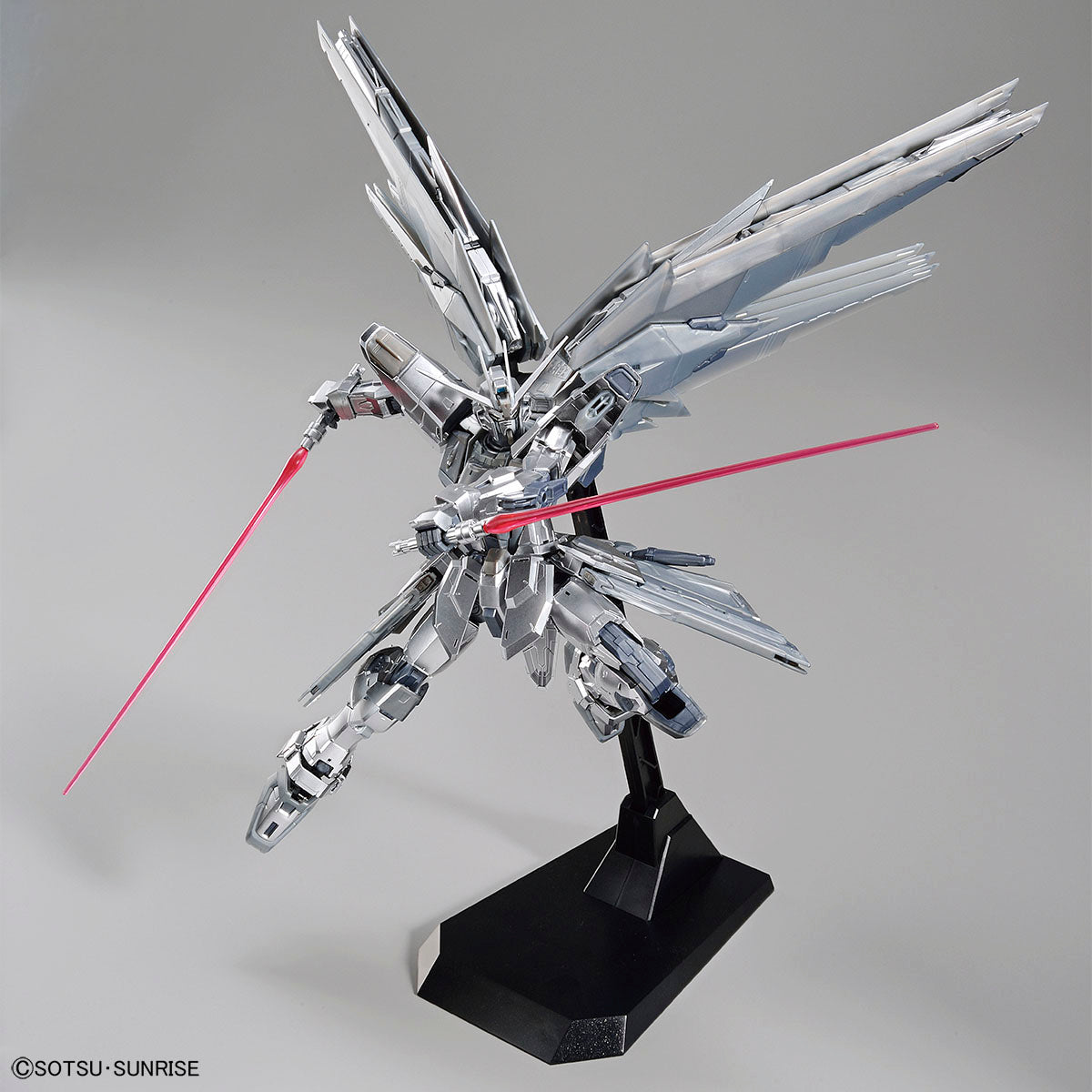 MG 1/100 Freedom Gundam Ver 2.0 Silver Coating [The Gundam Base Limited] - Glacier Hobbies - Bandai