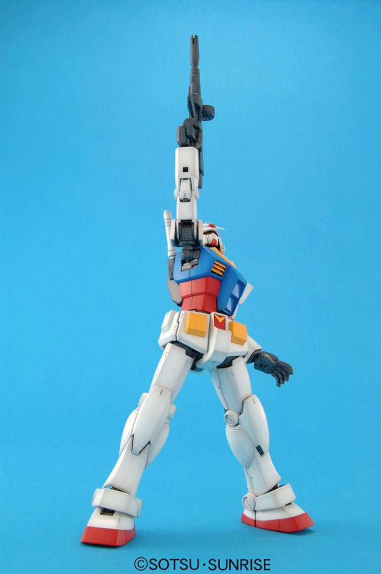 MG 1/100 RX-78-2 Gundam Ver. 2.0 - Glacier Hobbies - Bandai