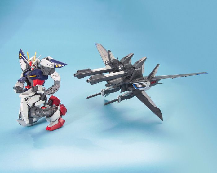 MG 1/100 Lukas's Strike E + I.W.S.P. - Master Grade SEED Astray | Glacier Hobbies