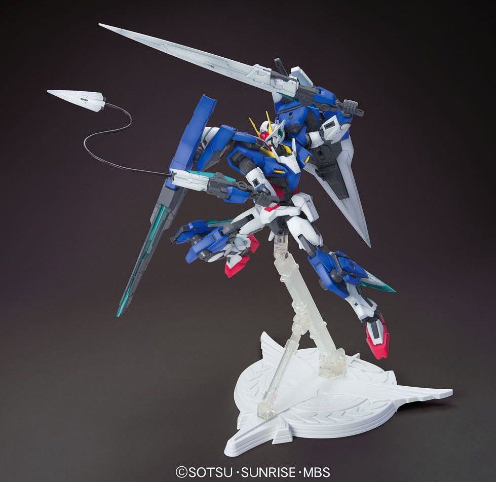MG 1/100 00 Gundam Seven Sword/G - Master Grade Mobile Suit Gundam 00V Battlefield Records | Glacier Hobbies