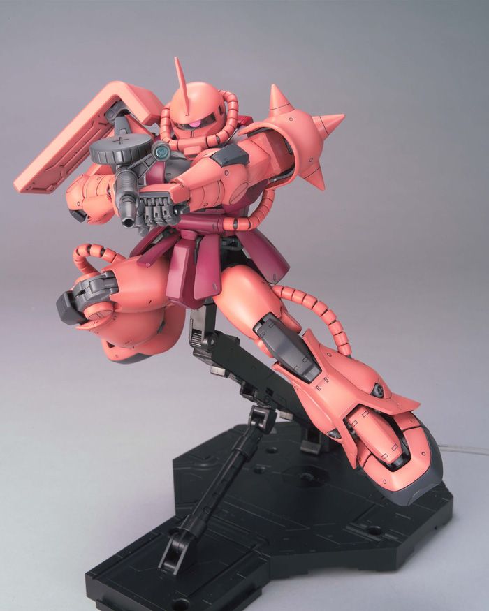 MG 1/100 Zaku II Ver. 2.0 (Char Aznable Custom) - Master Grade Mobile Suit Gundam