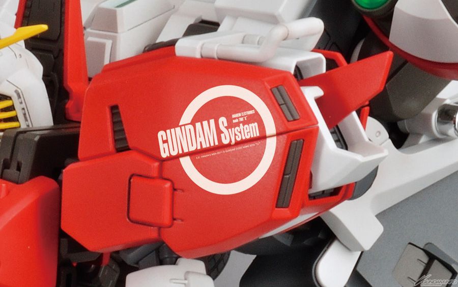 MG 1/100 Plan303E Deep Striker - Master Grade Gundam Sentinel | Glacier Hobbies