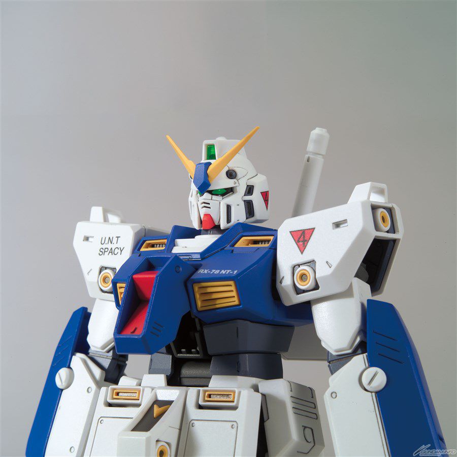 MG 1/100 Gundam NT-1 Ver. 2.0 - Master Grade Mobile Suit Gundam 0080: War in the Pocket | Glacier Hobbies