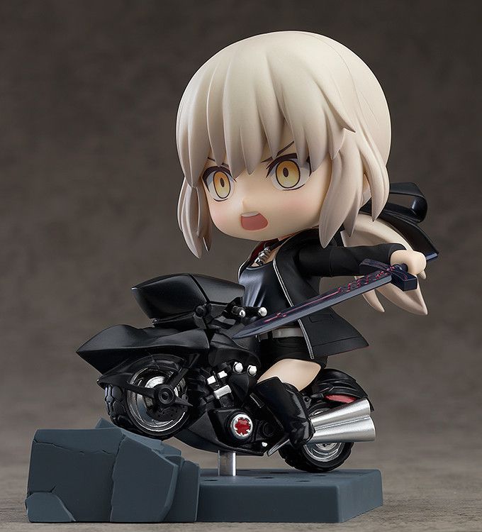 Saber/Altria Pendragon (Alter) Shinjuku Ver. & Cuirassier Noir Deluxe Nendoroid 1142-DX - Fate Grand Order - Glacier Hobbies - Good Smile Company
