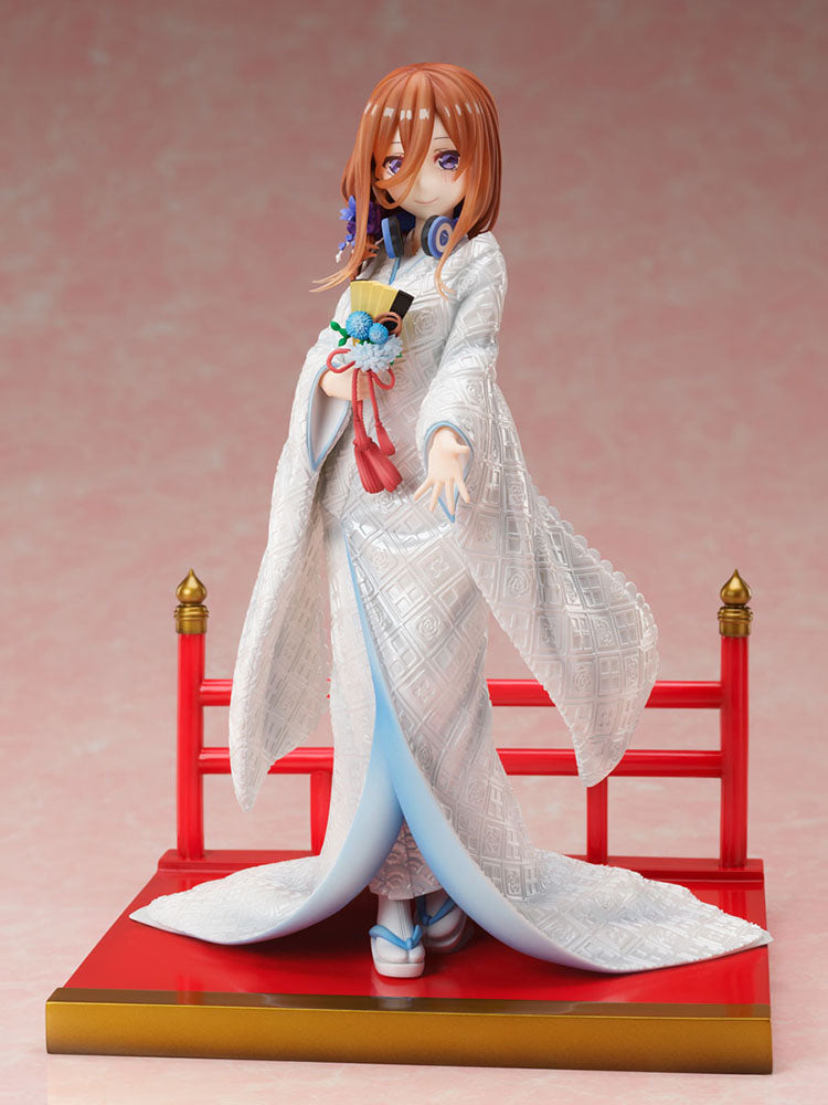 [PREORDER] The Quintessential Quintuplets 2 Miku Nakano -Shiromuku- 1/7 Scale Figure - Glacier Hobbies - FURYU Corporation