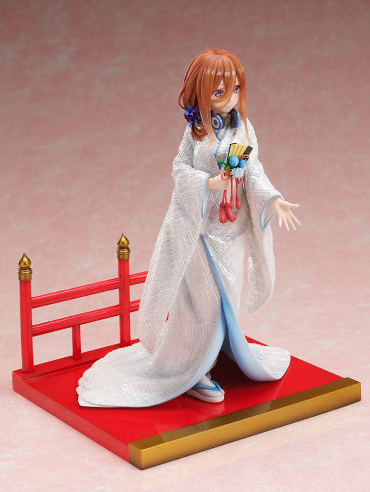 [PREORDER] The Quintessential Quintuplets 2 Miku Nakano -Shiromuku- 1/7 Scale Figure - Glacier Hobbies - FURYU Corporation