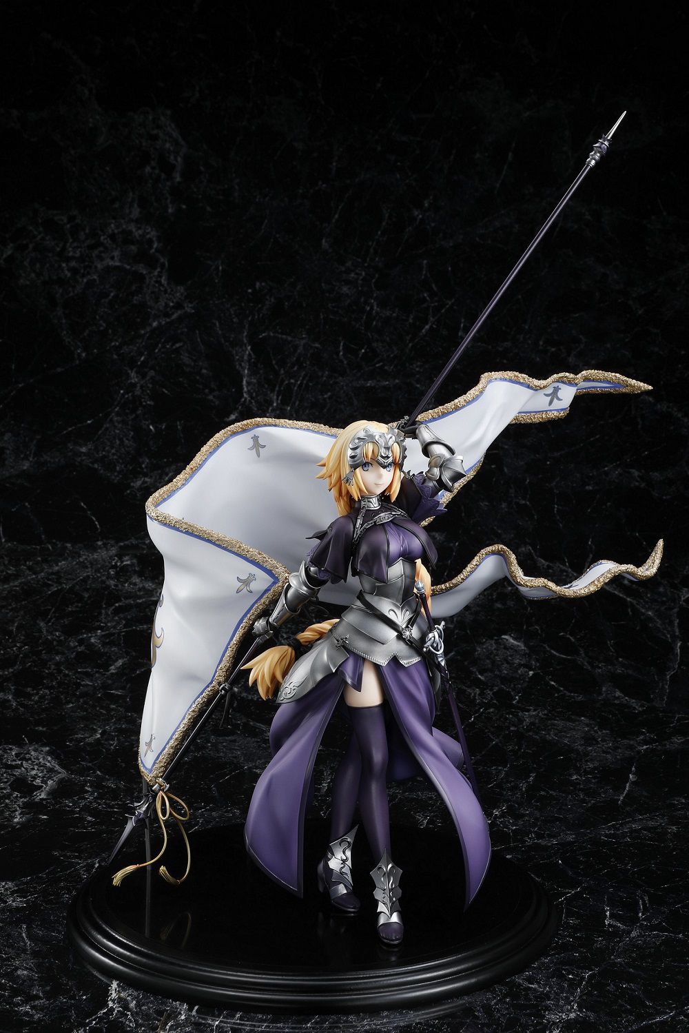 [PREORDER] Ruler/Jeanne d'Arc renewal package Ver. (re-run) 1/7 Scale Figure - Glacier Hobbies - KADOKAWA