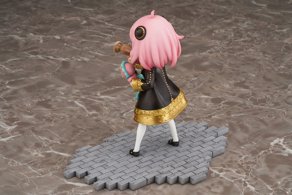 [PREORDER] SPYxFAMILY Anya Forger 1/7 Scale Figure - Glacier Hobbies - FuRyu Corporation