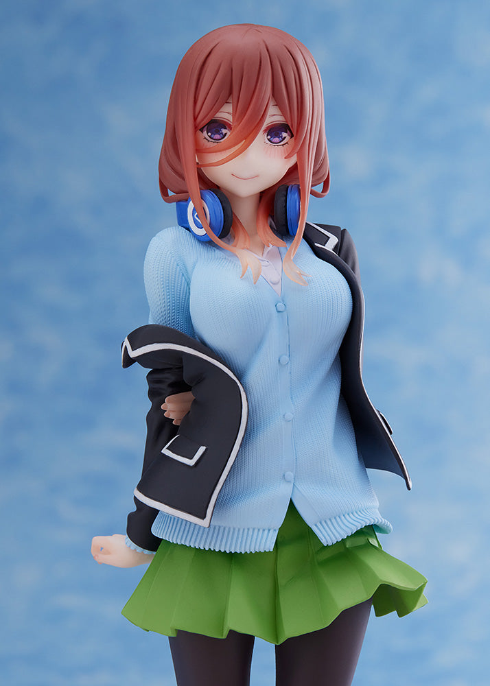 [PREORDER] The Quintessential Quintuplets Coreful Figure Nakano Miku ~Uniform ver~ Renewal~Prize Figure - Glacier Hobbies - Taito