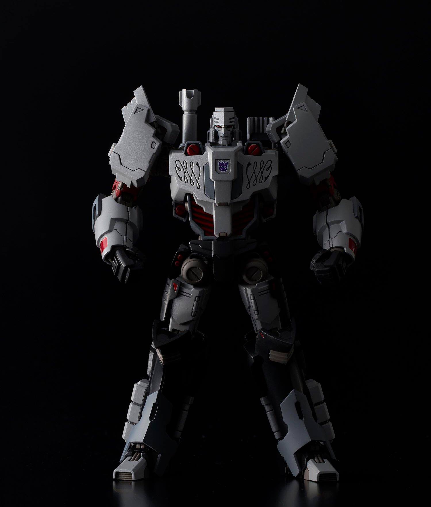 Megatron (IDW Decepticon Ver) Furai Model - Glacier Hobbies - Flame Toys
