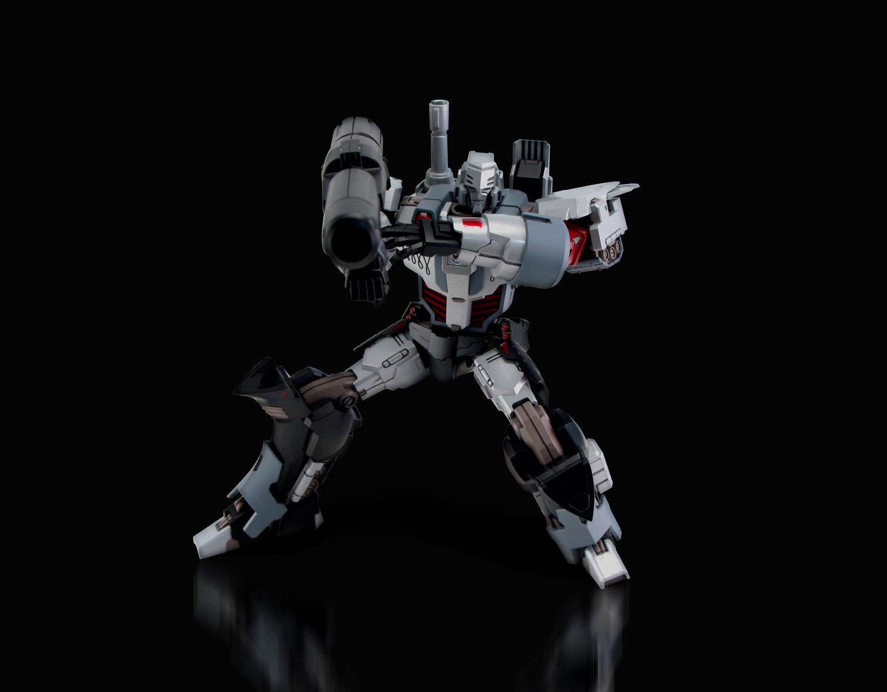 Megatron (IDW Decepticon Ver) Furai Model - Glacier Hobbies - Flame Toys